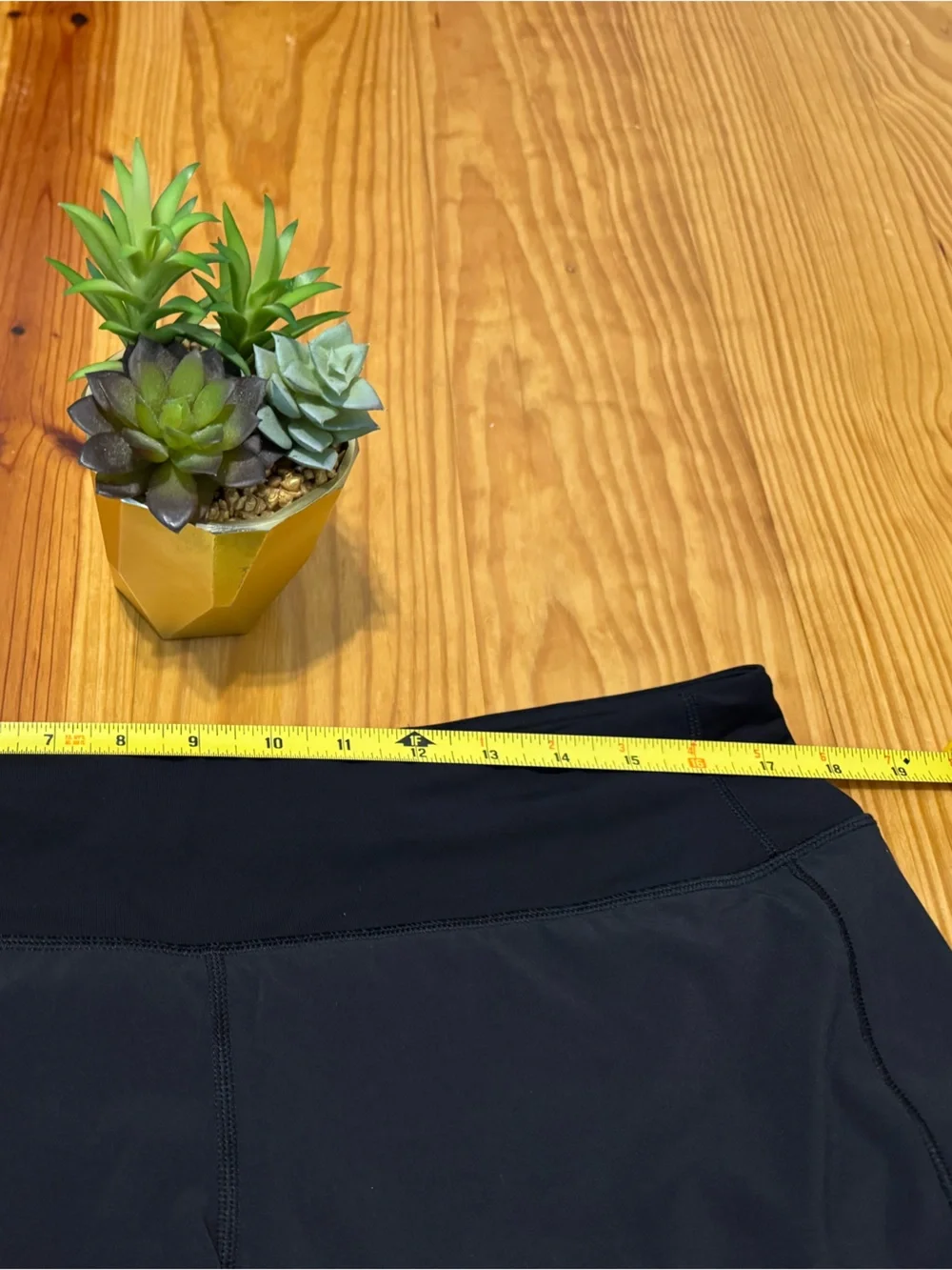Lululemon Speed Up Low-Rise Lined Short 2.5in Black Women’s Size 10